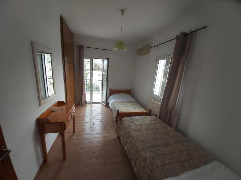 Bodikos Apartments Pitsidia Exterior foto